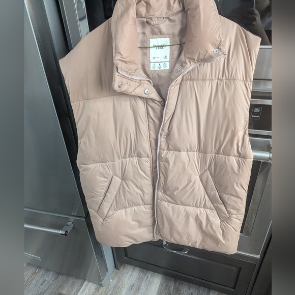 Abercrombie & Fitch Jackets & Blazers - Abercrombie & Fitch Oversized Vest